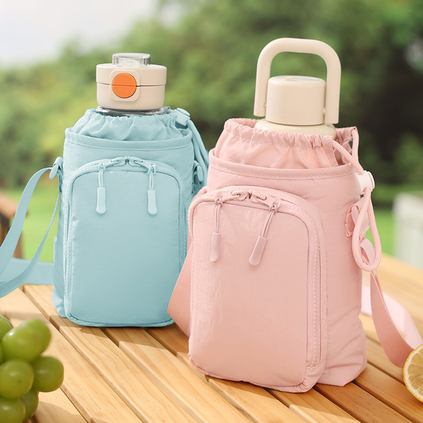 sports shoulder bag with bottle holder