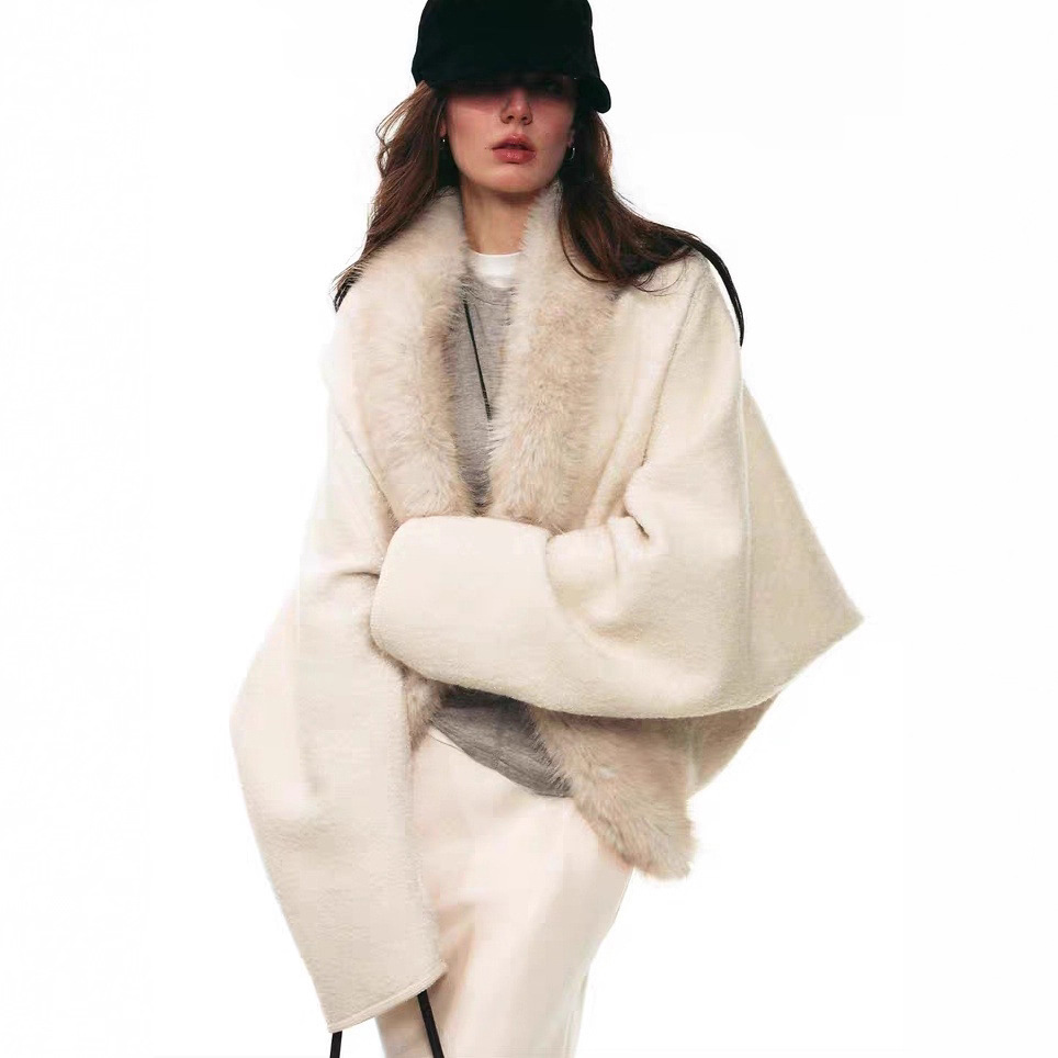 25Aw French Winter Accessible Luxury Elegant Cocoon Wool Fur Collar Cardigan Jacket Top for Women