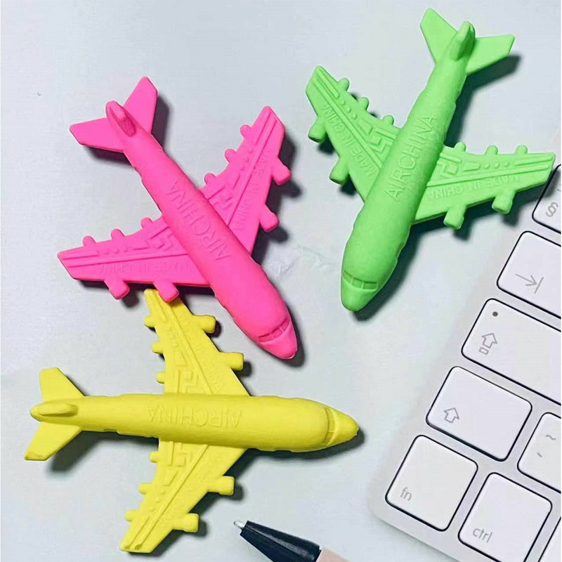 Venta al por mayor de dibujos animados para niños lápiz borrador divertido lindo pequeño borrador de avión estudiante de escuela primaria papelería borrador de modelado creativo