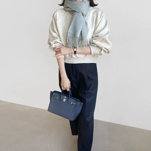 Women's Fleece-Lined Simple Solid Oat Color Crew Neck Hooded Sweatshirt for Commuting Long-Sleeved Round Neck Pullover Loose Batwing Sleeve Top