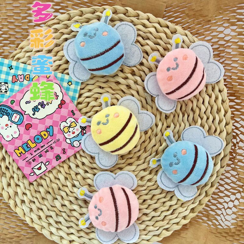 New Internet Celebrity New Product Colorfulful Little Bee Colorful Kidsren's Shoes and Socks Accessories Girl Heart Hairpin Headdress Doll