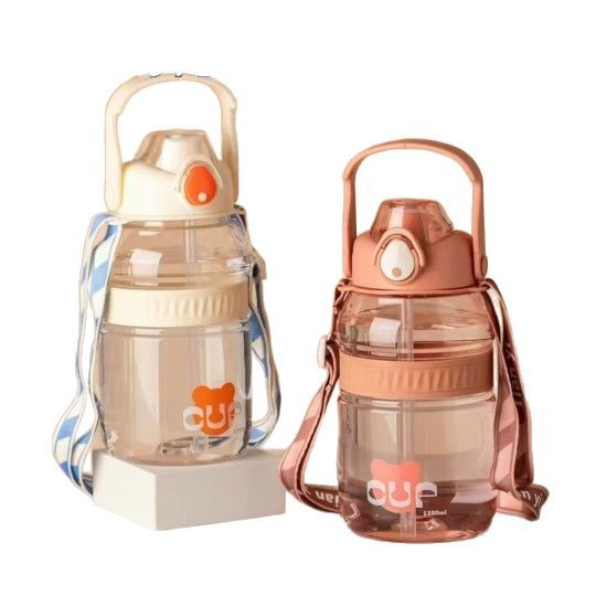 Tianyi nueva taza de abdomen grande taza de agua de paja portátil 1350ml taza de agua de gran capacidad para niños y niñas taza de agua deportiva taza de agua
