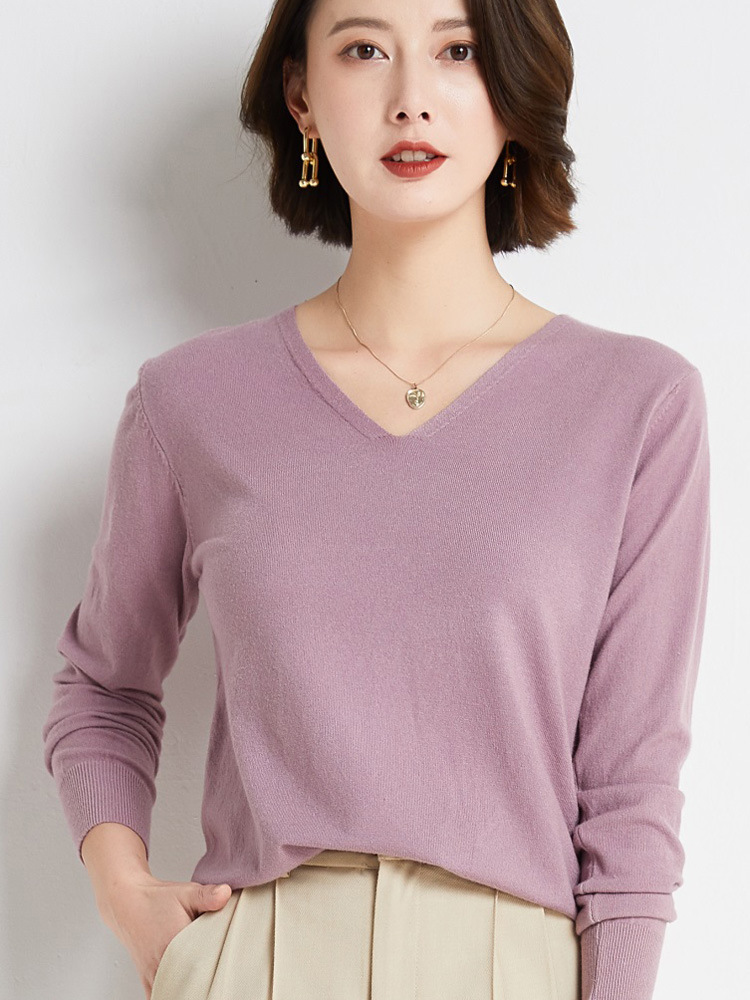 Otoño e Invierno nuevo estilo occidental con cuello en V color sólido manga larga suéter de fondo interior simple desgaste exterior suéter de cuello de pollo para mujeres