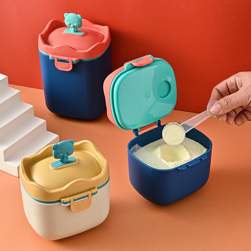 Infant milk powder box portable travel sealed moisture-proof storage tank baby food rice powder box packed milk powder compartment 