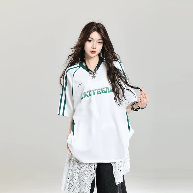 American Retro Letter Print Short-Sleeve T-Shirt for Women, Summer Jersey Style, Sporty Casual Loose Design, Niche Half-Sleeve American Retro Letter Print Short-Sleeve T-Shirt for Women, Summer Jersey Style, Sporty Casual Loose Design, Niche Half-Sleeve