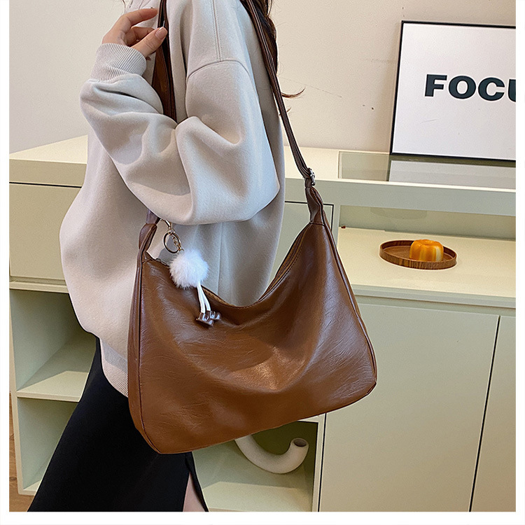 Simple and large-capacity bag for women, 2024 new style, fashionable and versatile casual single-shoulder bag, student commuting crossbody tote bag undefined