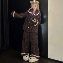 2025����˯��Ů�Ӻ�KT؈���y�����q�����Ië�q��ů�Ҿӷ����bŮ��