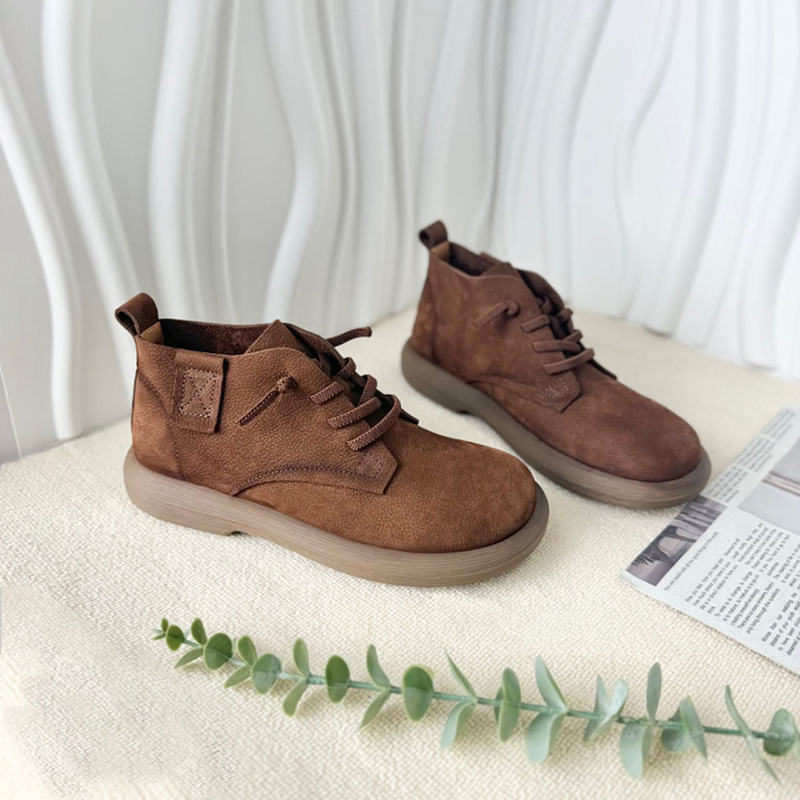 フォレストスタイルレトロヌバックレザーレースアップマーティンブーツ女性用2025春新作多用途カジュアルフラットショートブーツ女性用