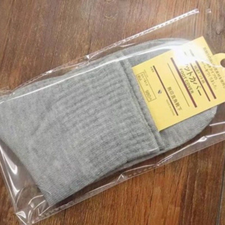 白い独立包装の靴下の中で長い筒の秋冬の靴の贈り物の靴下の露店の商品の供給源の諸及び靴下業の卸売りの男性の靴下|undefined