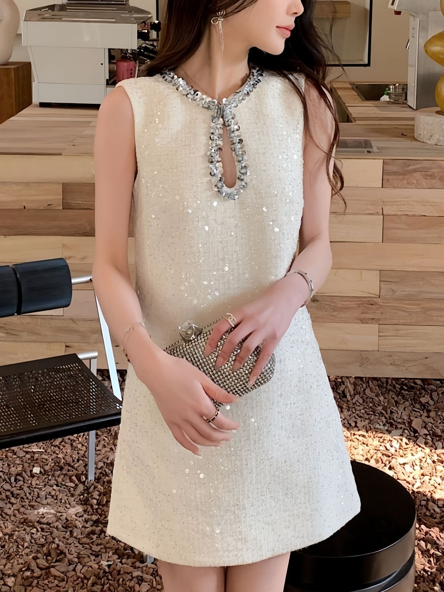 Heavy Industry Elegant French Style Chanel Style Dress Summer Women's 2024 New Sleeveless Sweet and Spicy Design Dress