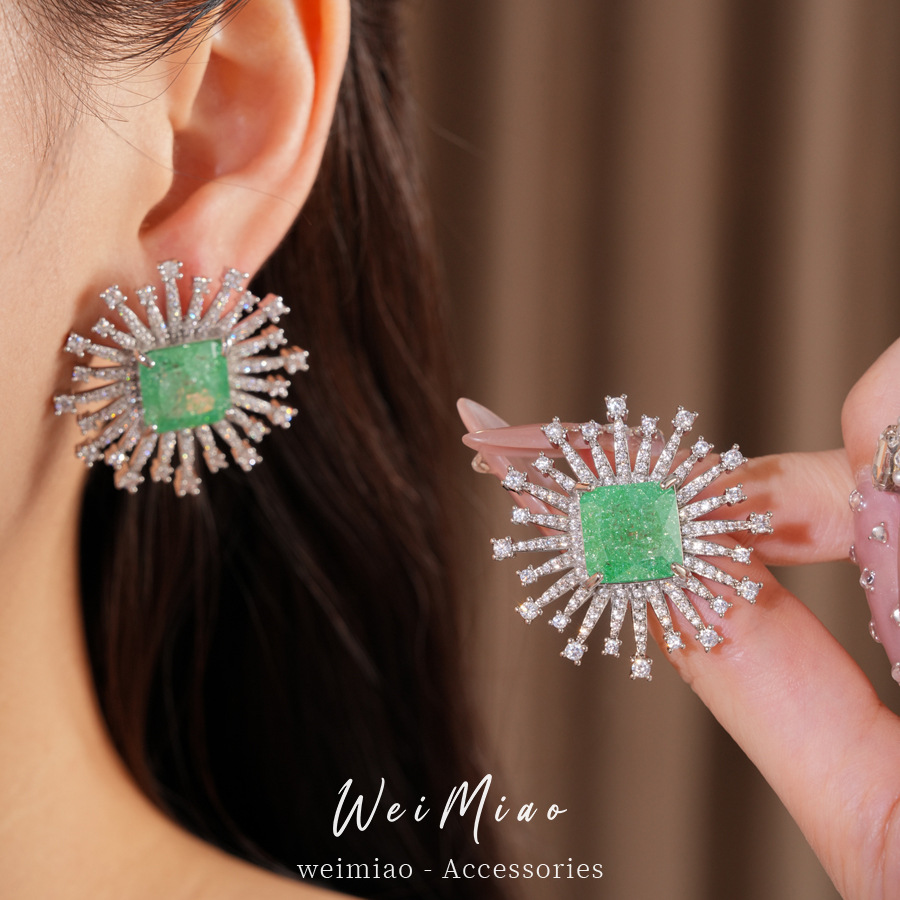 Medieval vintage aguja de plata zircon cuadrado pernos de aretes de fuegos artificiales estilo retro pendientes de nicho ligero lujo alta sensación de aretes