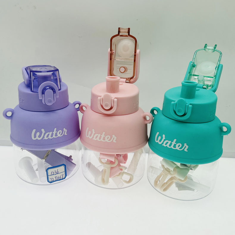 Chengfeng 1236 celebridad de Internet taza de agua bebida directa de plástico 650ml capacidad de gran capacidad de los deportes taza de agua portátil taza de paja
