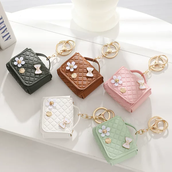 Korean fashion new small bag pendant, quilted mini bag with Chanel-style design, keychain, coin purse, earphone case