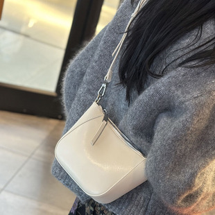 2026�����¿���Ƥ�����μ�Ůʿ�ٴ�߼���С��С��ţƤŮ��б���