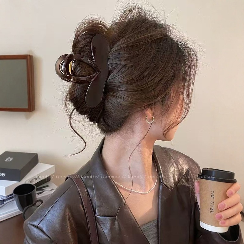 简约爱心抓夹女高级感2025新款气质鲨鱼夹春夏发夹后脑勺夹子头饰|undefined