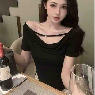 yyu0403�����Ը������o����һ��¶�������OӋ��Ů�Ķ���t��