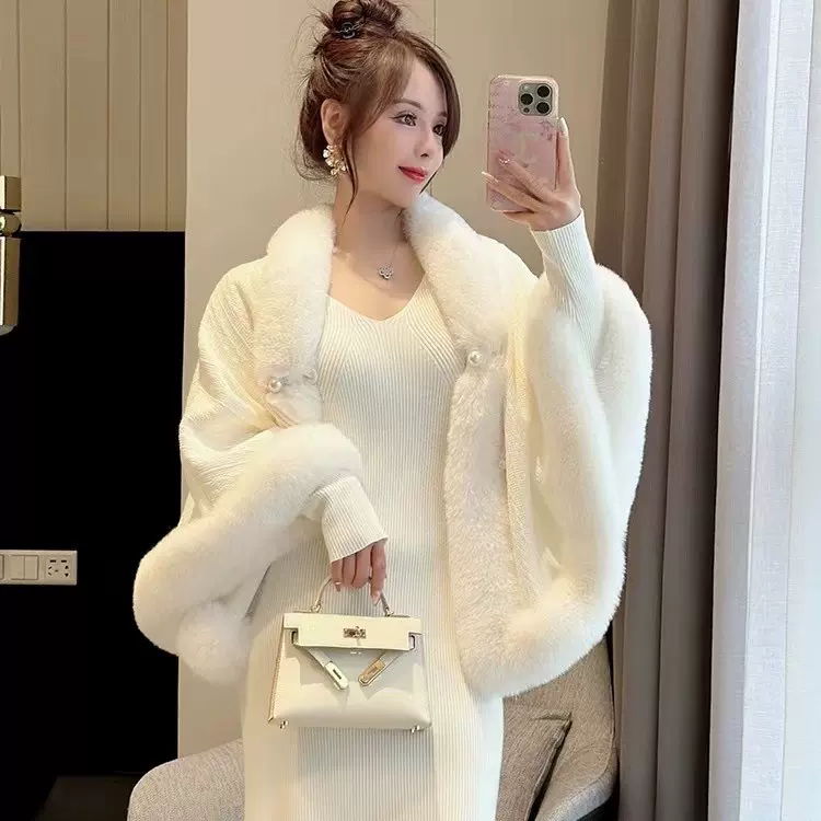 新款旗袍披肩日常百搭优雅披风加厚秋冬季民国风毛绒厚斗篷批发