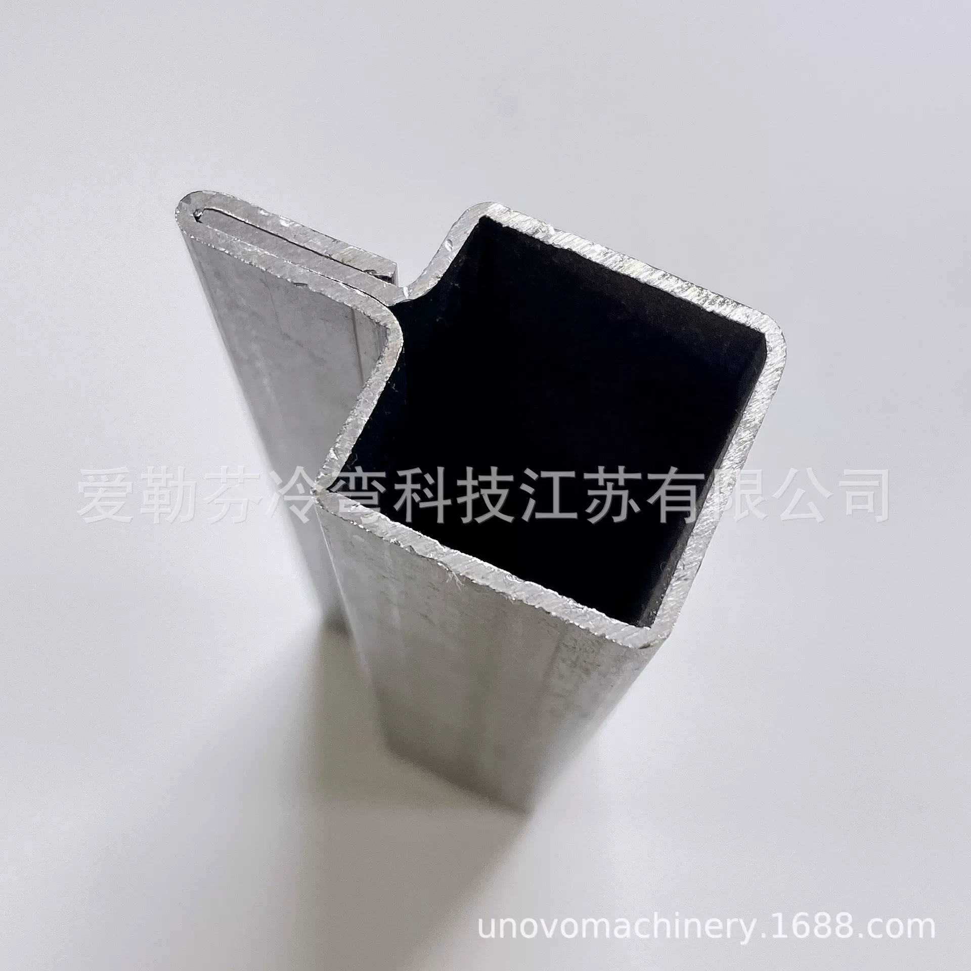 机柜C型钢型材 冷弯异型钢 冲孔控制柜骨架支架