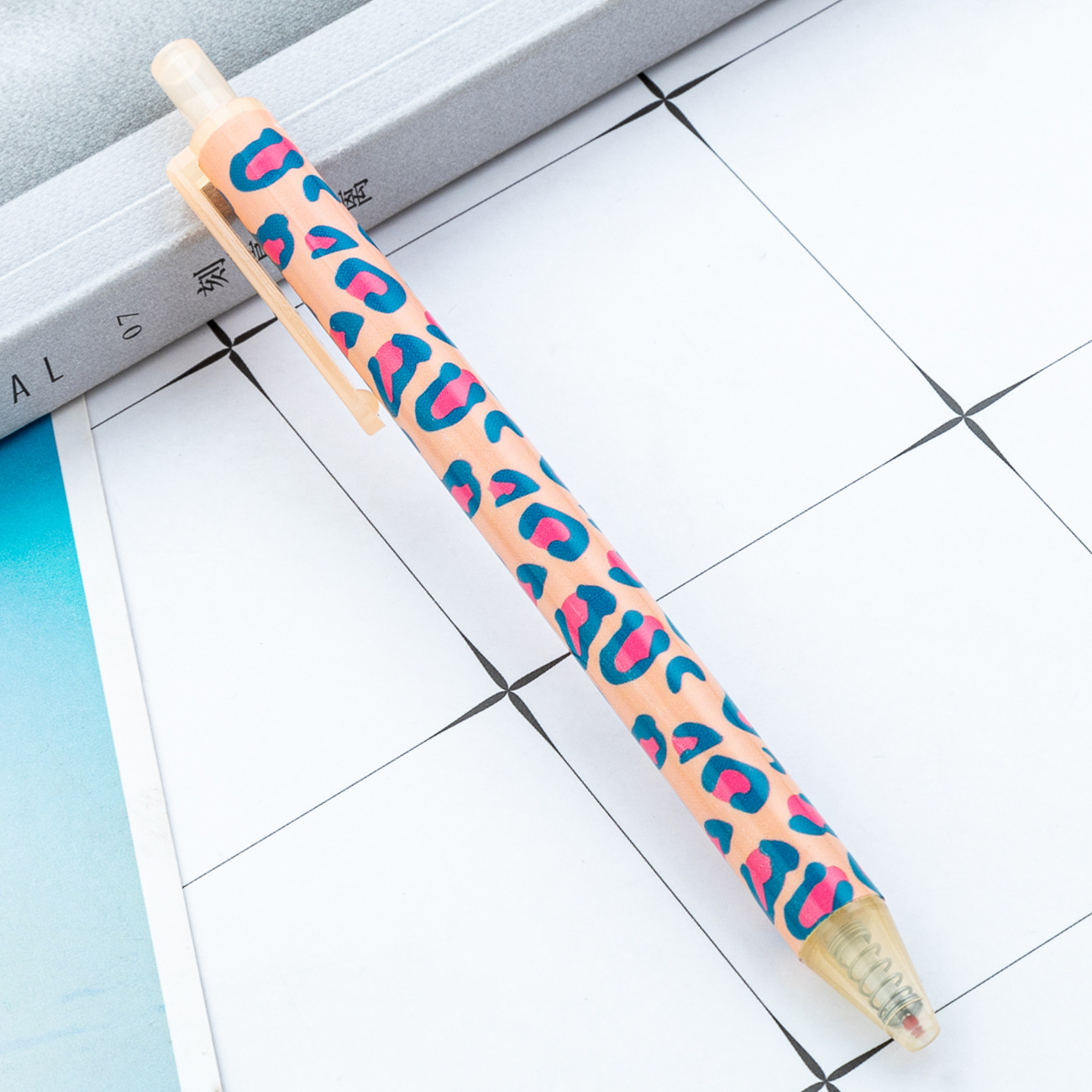 Corazón creativo encantador de la niña leopardo bolígrafo de escritura simple