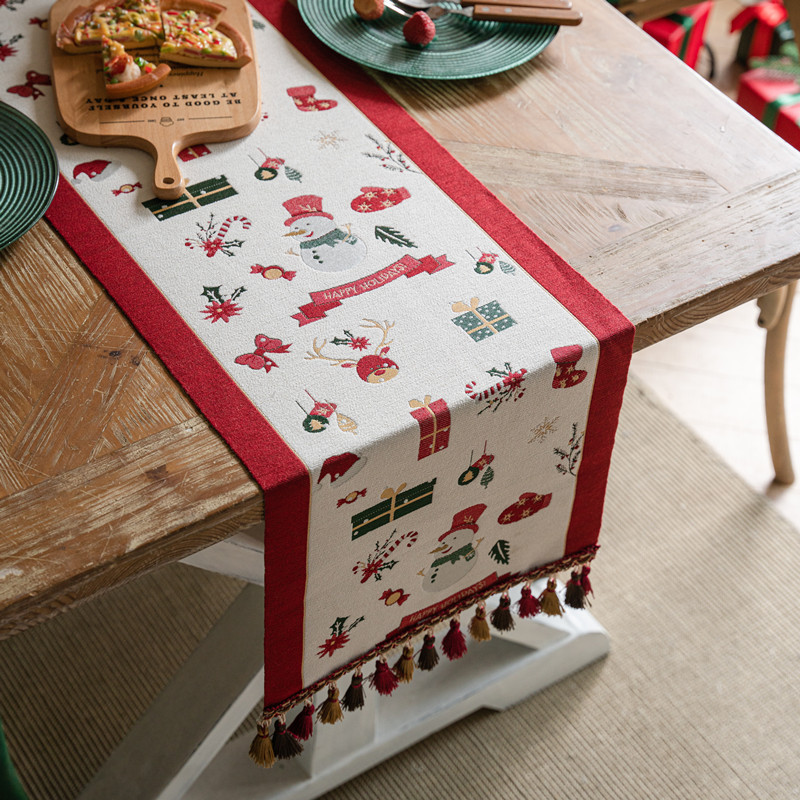Christmas decoration arrangement polyester tassel table runner yarn-dyed jacquard snowman Christmas tree Christmas tablecloth_voghion.com