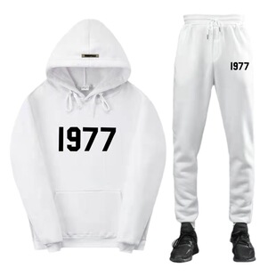ESSENTIALS�;�FOG���Ƹ߽֌���ץ�q�l�����b1977��ĸ��Ů�Bñ��F