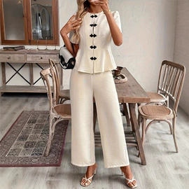 连衣裙;女式T恤;休闲裤