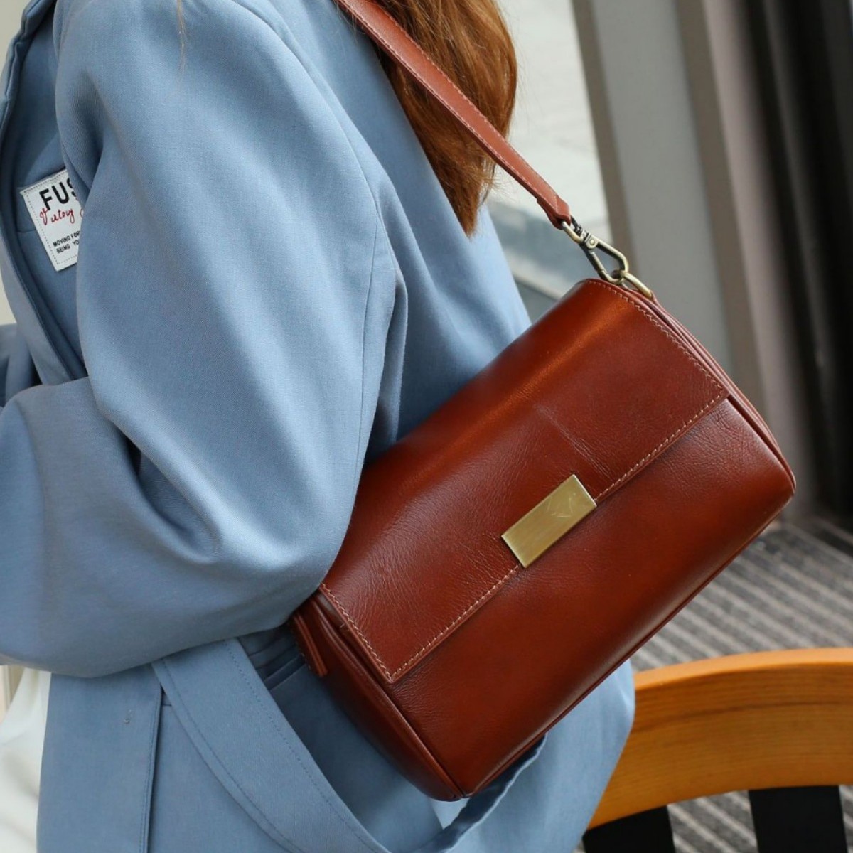Vegetable Tanned Top Grain Cowhide Women's Shoulder Bag - Fashionable Multi-Compartment Large Capacity Practical Motorcycle Square Bag - Thumbnail 3