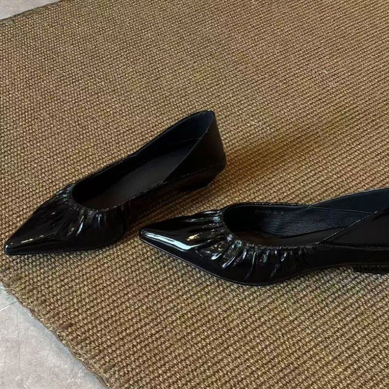 Lammfell-Version ~ Niche Dign, knackiger, spitzer Zehenbereich, Damenschuh, neuer Feenstil 2025, weiche Sohle, eleganter Oma-Look_voghion.com