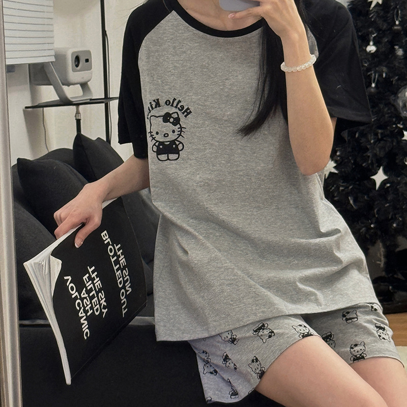 회색고양이[반팔반바지]