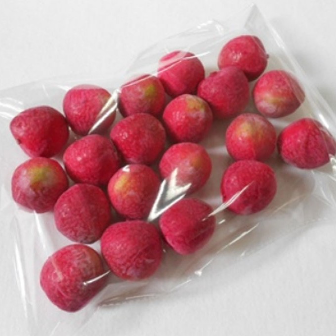 20 4.5cm lychees