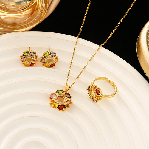 Set of High-Quality, Elegant, Light Luxury, Full Zirconium, Heavy Workmanship, Gold-Plated Copper, Micro-Inlaid Earrings and Necklace Set