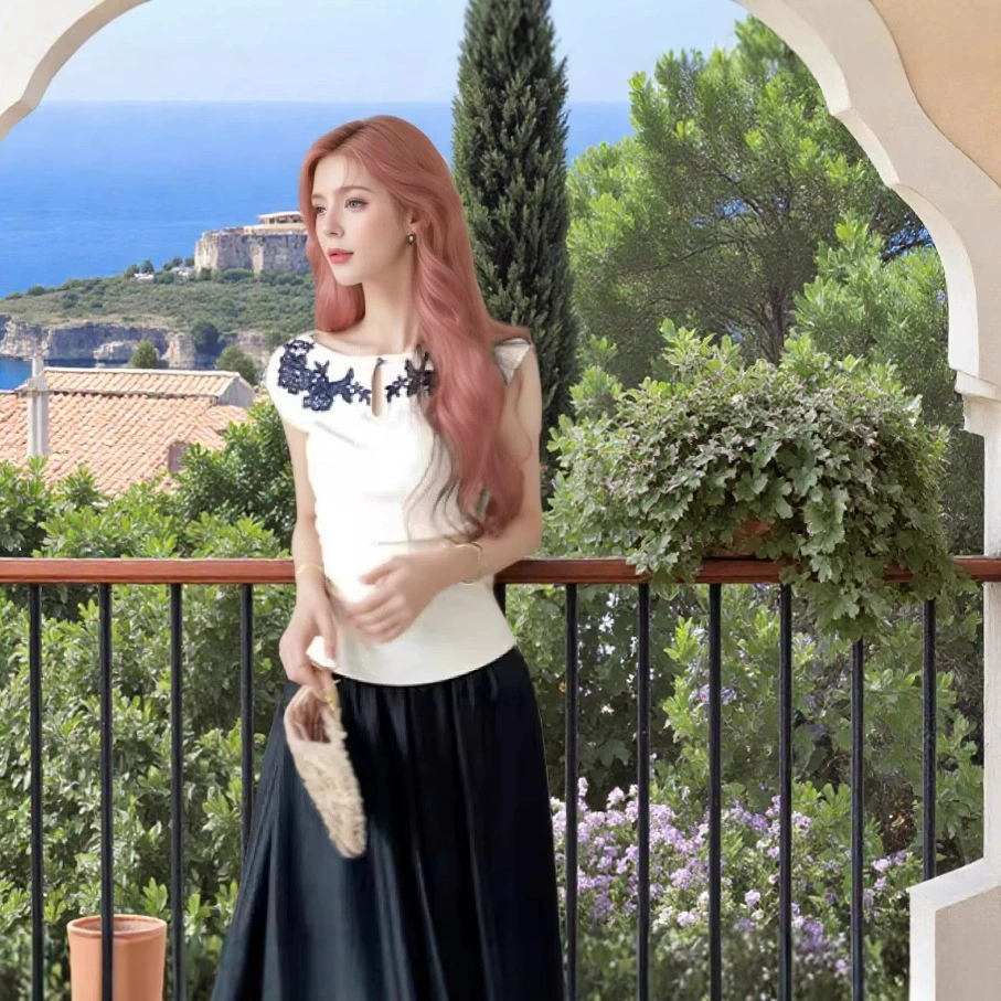 Кросс-бордерная футболка 2025 года нового стиля в китайском стиле с тисненым кружевом, без рукавов, утягивающая топ для экспорта