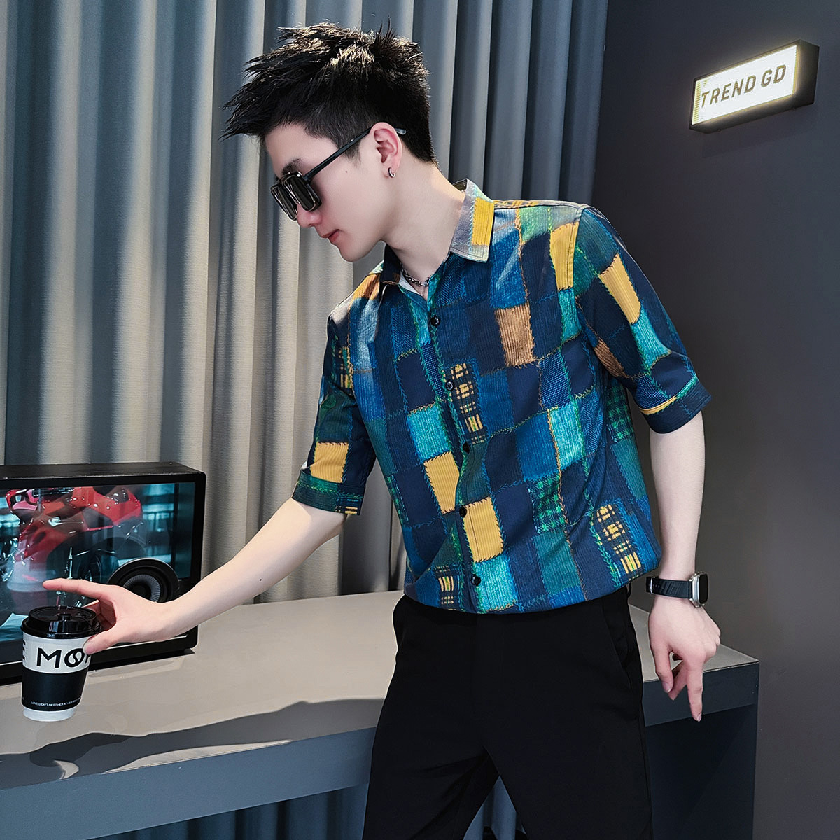 Summer 2025 New Thin Ice Silk Shirt Short-Sleeved Men's Fashion Casual Versatile Trendy Handsome Shirt Men's Clothing