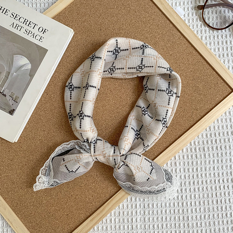 Bufanda de seda, bufanda cuadrada pequeña, sensación de alta calidad, nuevo pañuelo de encaje francés, diadema pastoral femenina de verano, cinta para el cabello atada