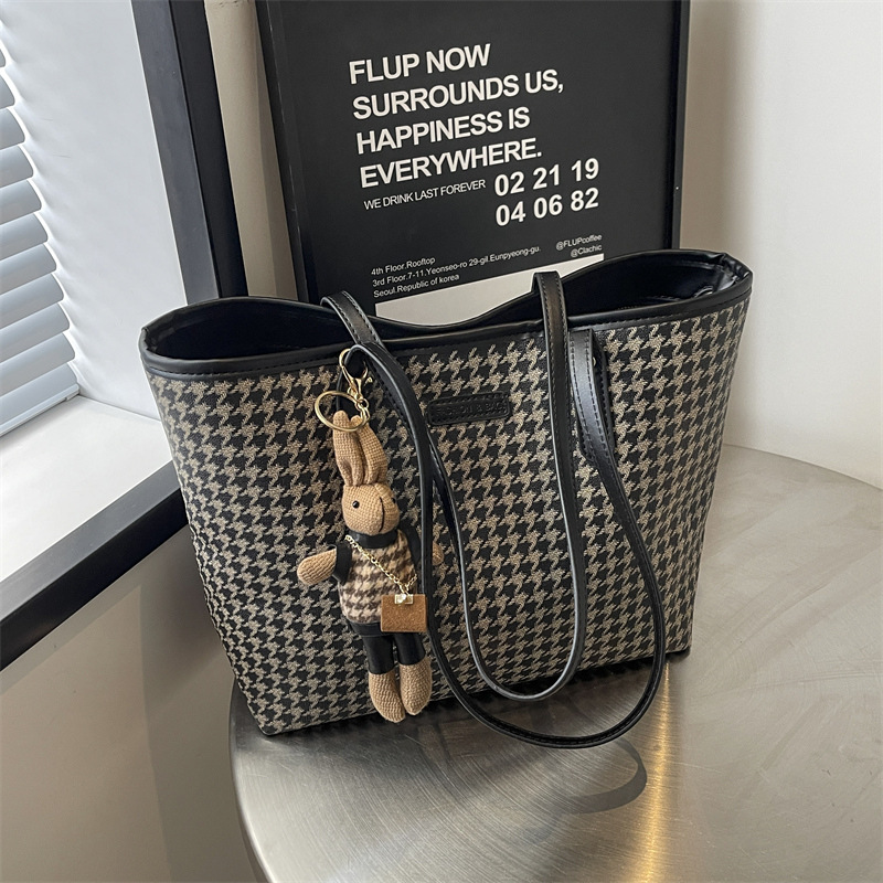 패션 통근 대용량 가방 새로운 격자 무늬 유행 레트로 캐주얼 어깨 가방 휴대용 토트 가방 여성용 가방