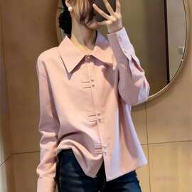 漂亮好看上衣女2026年春季新款法式设计感小众时尚气质长袖露肩