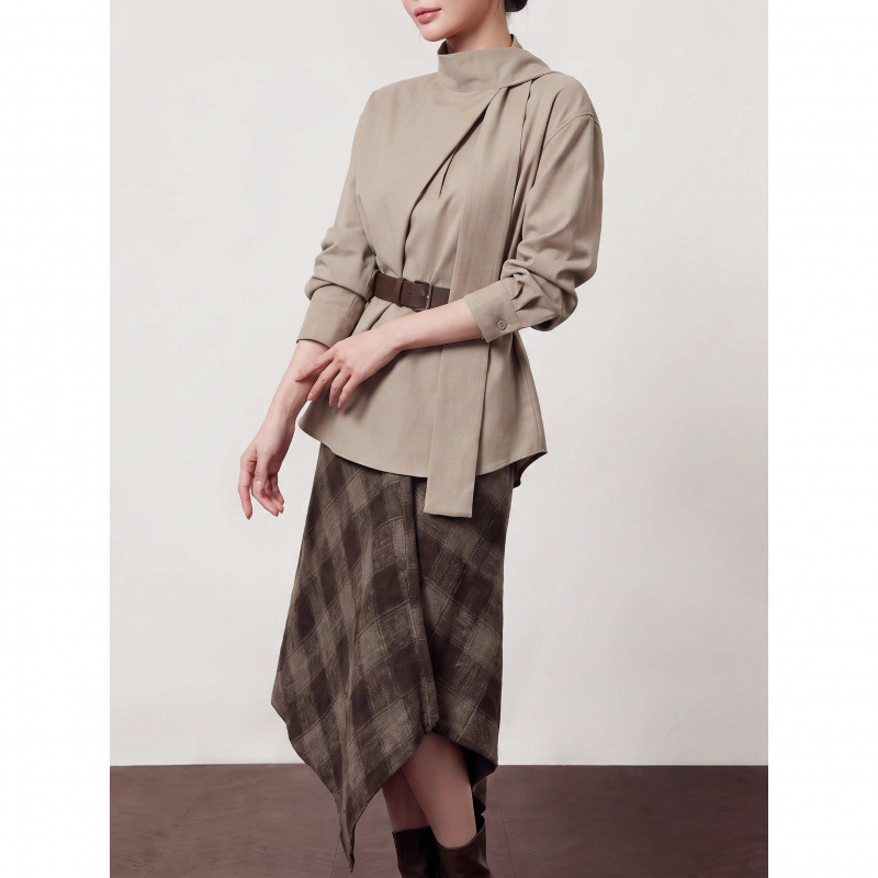 2026 Autumn Collection: Unique and stylish tops with a niche, light-luxury, high-end feel, women's shirts, supplied for live streaming and cross-border distribution 2026 Autumn Collection: Unique and stylish tops with a niche, light-luxury, high-end feel, women's shirts, supplied for live streaming and cross-border distribution