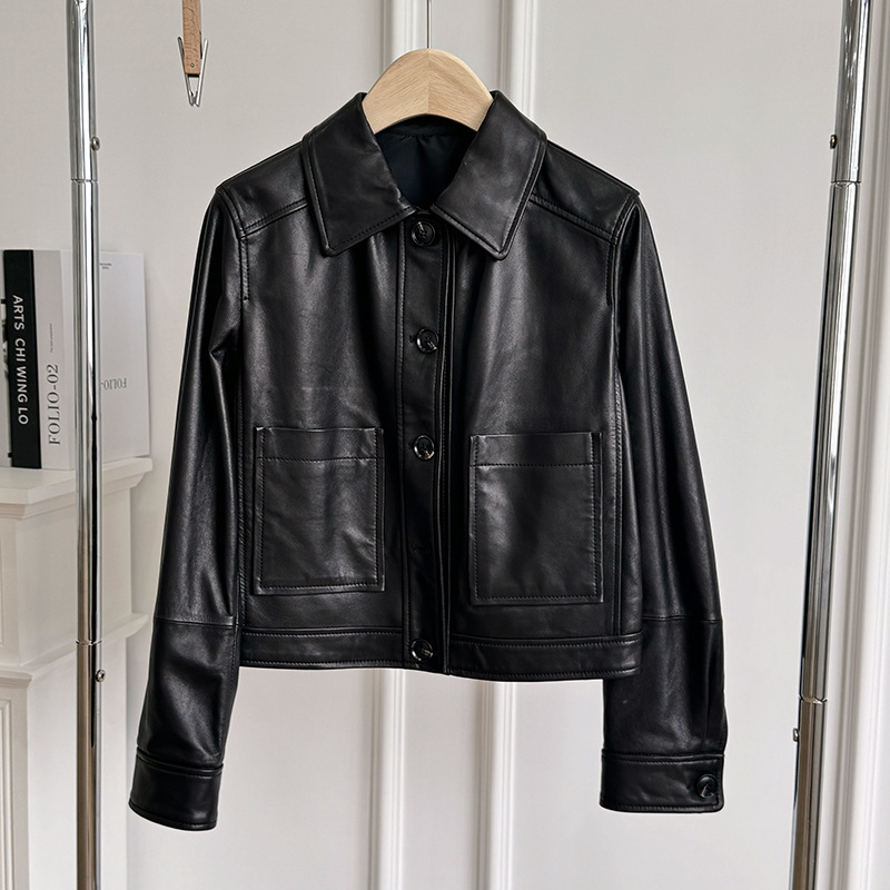 2024春の英倫風は本革の皮の服をめくっています。