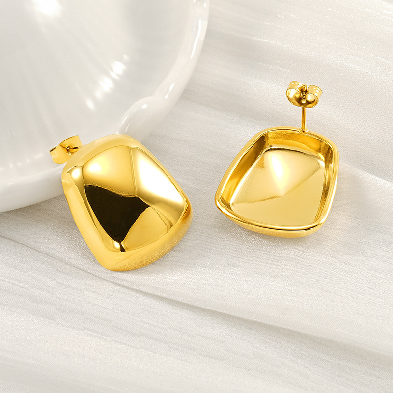 Pendientes de lujo de alta calidad de acero de titanio de nueva moda transfronteriza personalidad femenina salvaje estilo ins aretes de acero inoxidable joyería