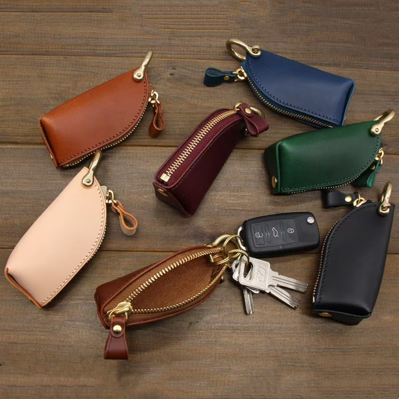 Universal keychain