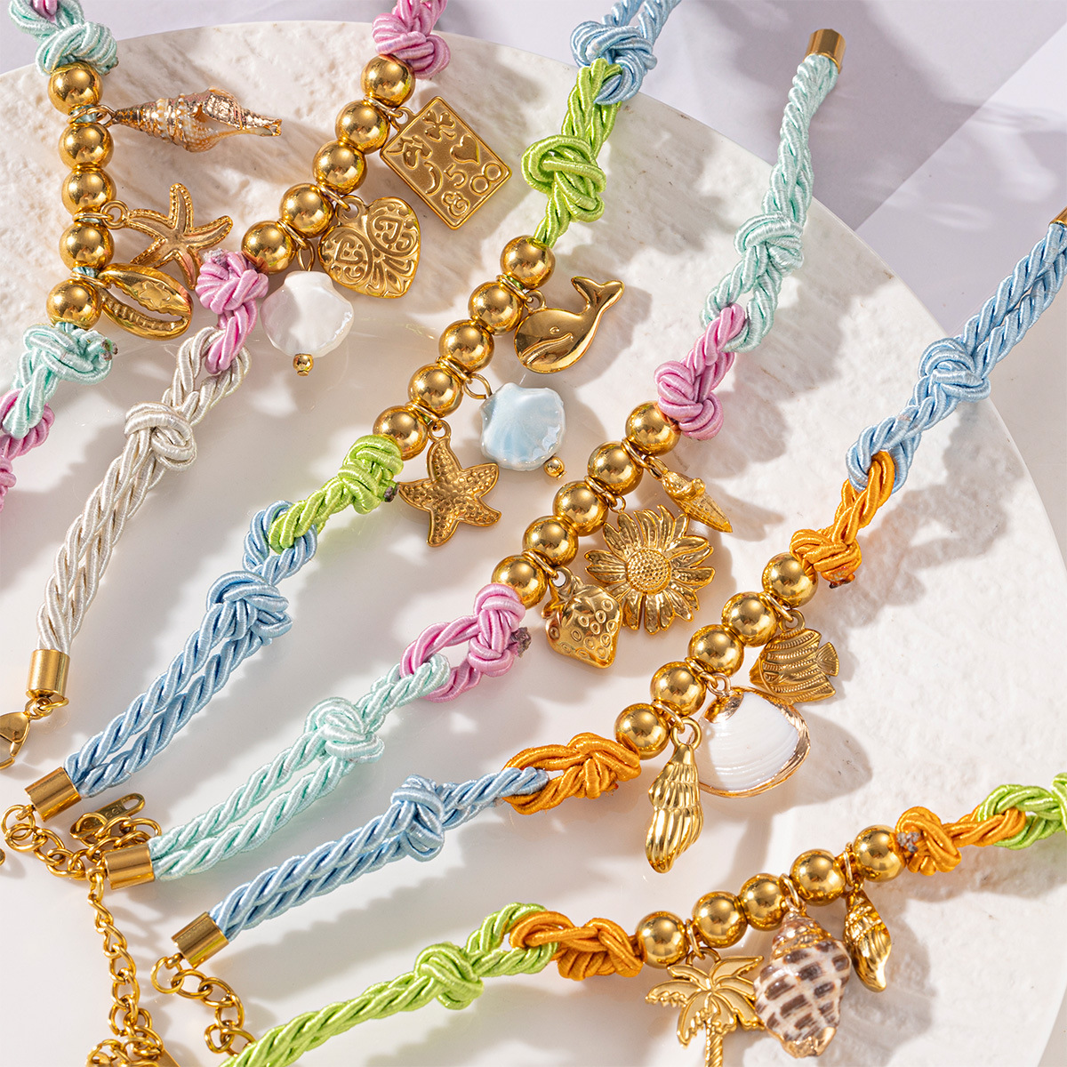 Tena Fashion Color Cuerda gruesa Tejida Cuerda de mano colorida Colgante de galvanoplastia de nicho de todo fósforo Moda para mujer Joyas transfronterizas