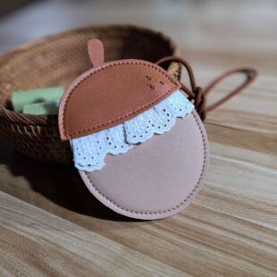 Korean style PU leather parquet acorn creative children's bag girl's cute sweet messenger bag children's decorative small bag