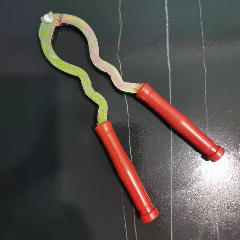 クルミのクリップ家庭用の穀物のはさみの神器はナッツを剥いてクルミの工具をはさんでクルミの多機能の殻を壊す器を挟みます。|undefined
