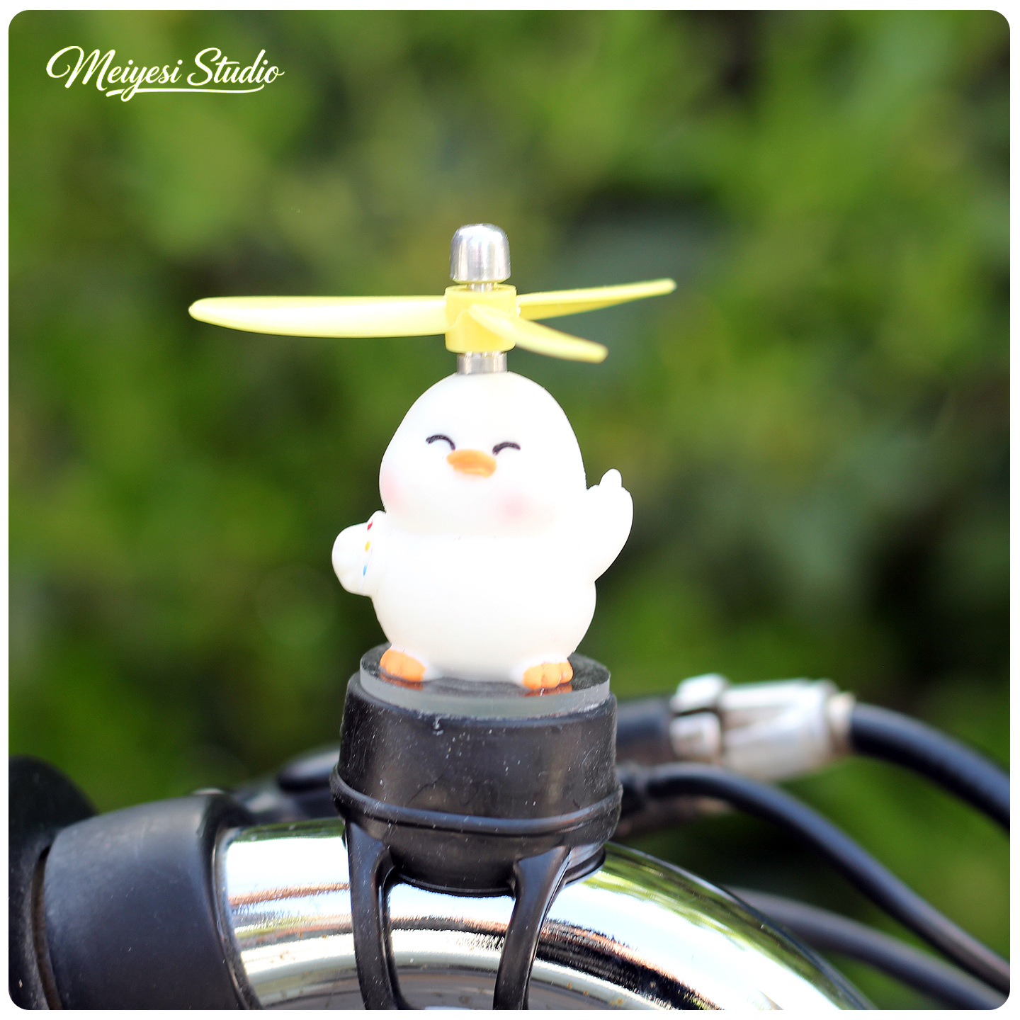 Cariñosa muñeca de dibujos animados accesorios de decoración de automóviles eléctricos accesorios de motocicleta de batería de bicicleta manija de decoración