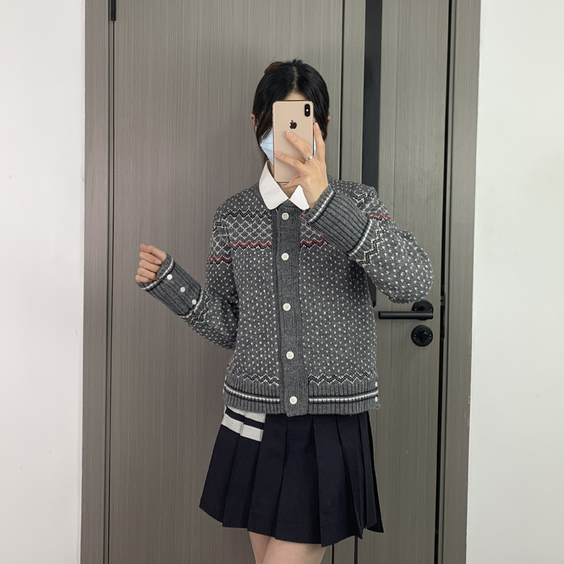 Tb New Retro Christmas Button Basic Versatile Woolen Cardigan for Women American Sexy Daily Casual Top Cardigan Tb New Retro Christmas Button Basic Versatile Woolen Cardigan for Women American Sexy Daily Casual Top Cardigan