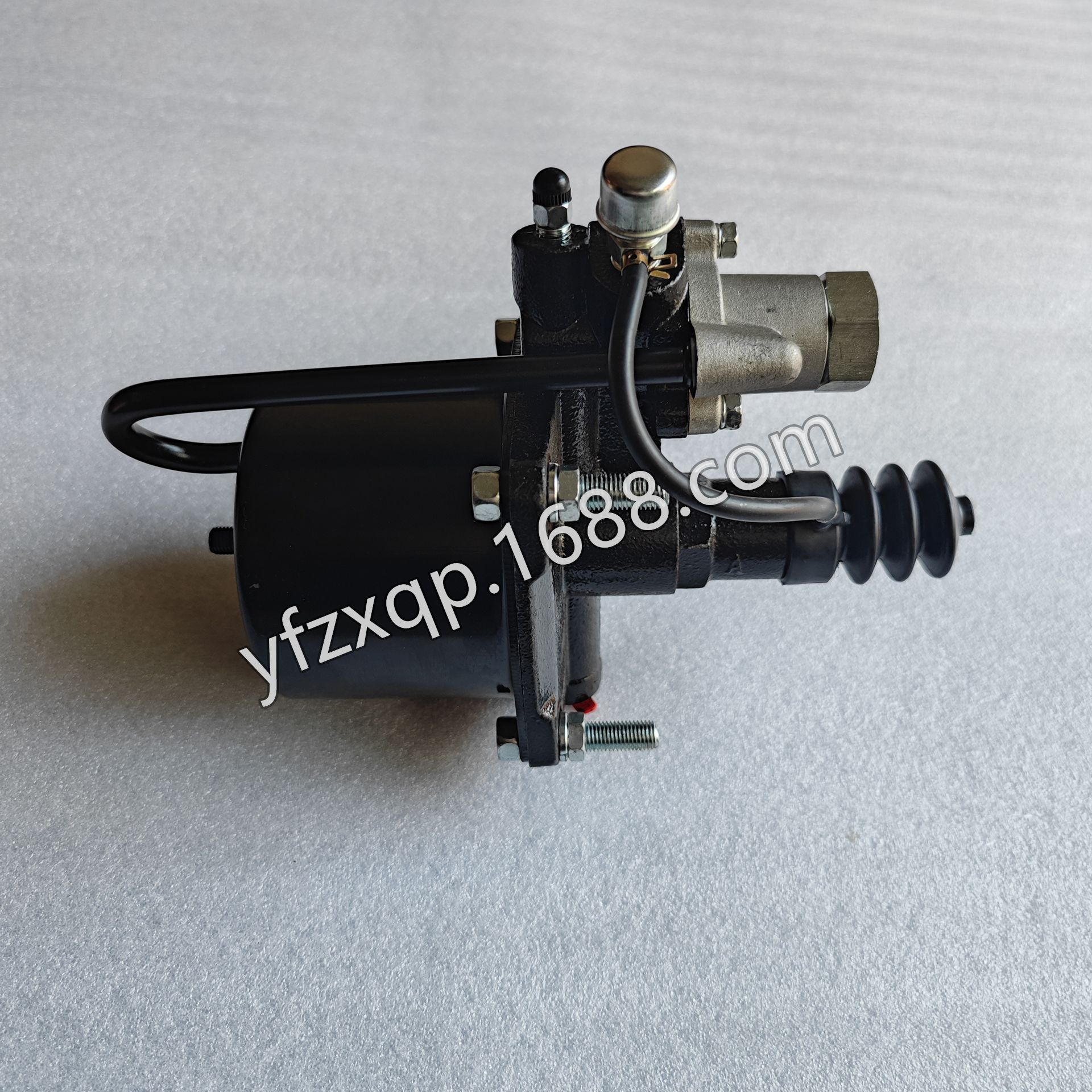 適用于日野三菱五十鈴尼桑離合器分泵105MM助力器 1-31800490-0