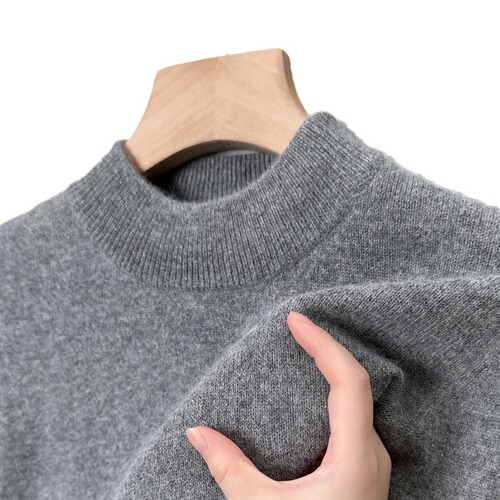 Half-high collar solid color men's round neck knitted sweater casual fashionable base shirt for middle-aged and young people simple