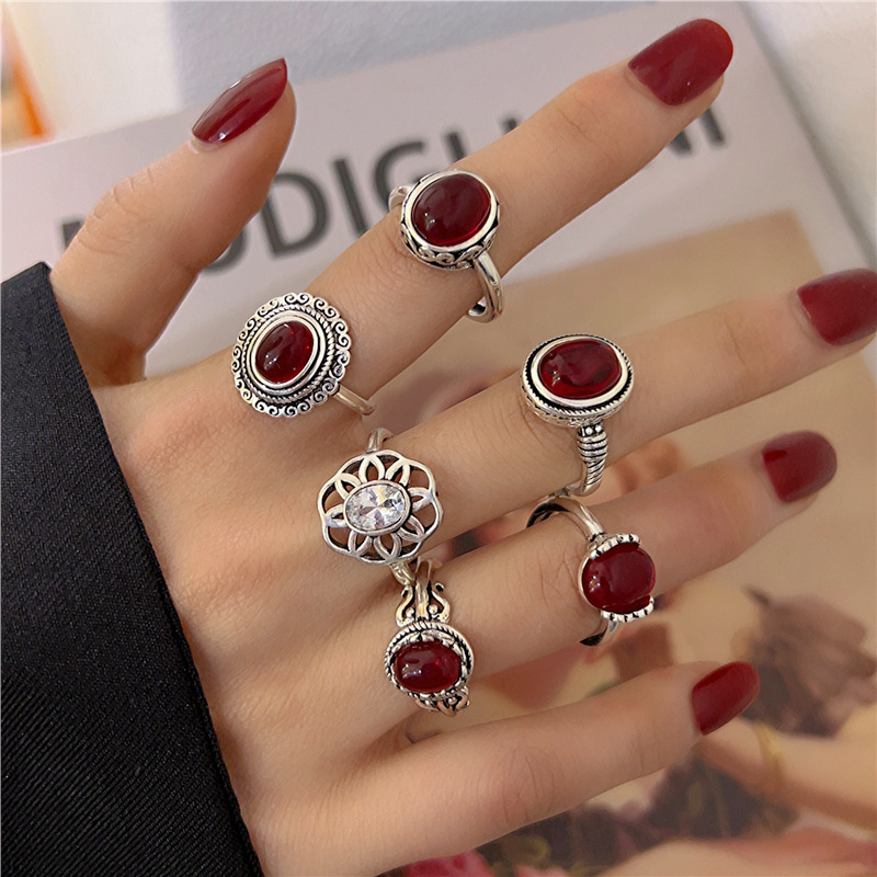 Anillo de rubí estilo palacio retro transfronterizo para mujer, diseño único europeo, anillo abierto para el dedo índice con diseño de nicho._voghion.com