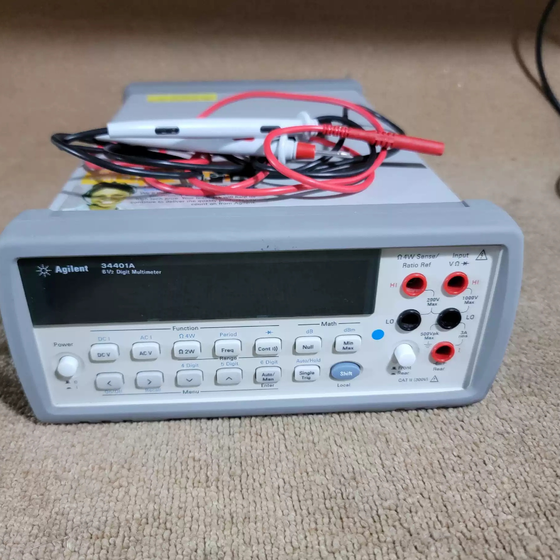 Agilent 安捷伦 5 1/2 位高性能数字万用表台式万用表34401A