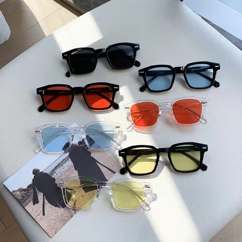 New cross-border retro sunglasses Korean version women's sunglasses fashion personality rice nail square sunglasses internet celebrity same style 